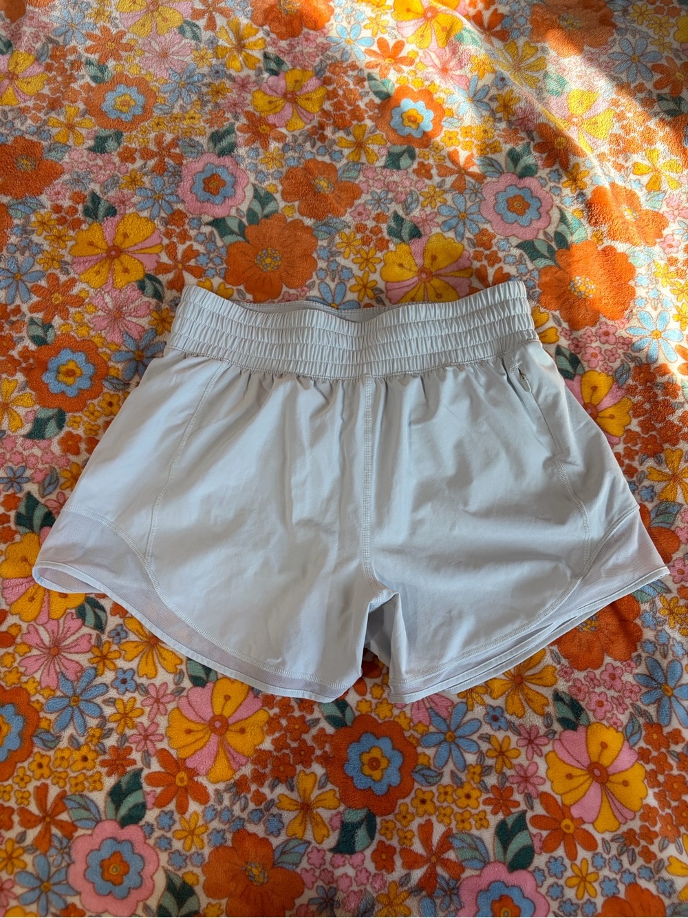 Aritzia Golden Women’s Athletic Shorts Light Blue Grey